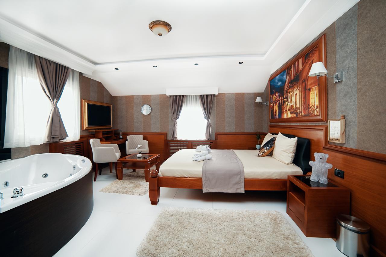 Lux Apartmani Beograd Buitenkant foto